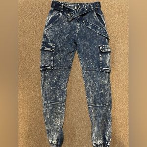 Acid Wash Cargo Pants / Baggy Jeans